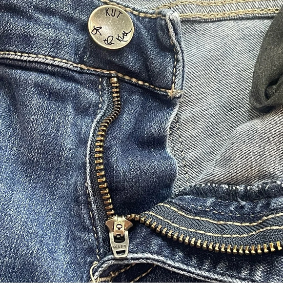 Kut From the Kloth Catherine Distressed Boyfriend Jeans 4 - Picture 5 of 9
